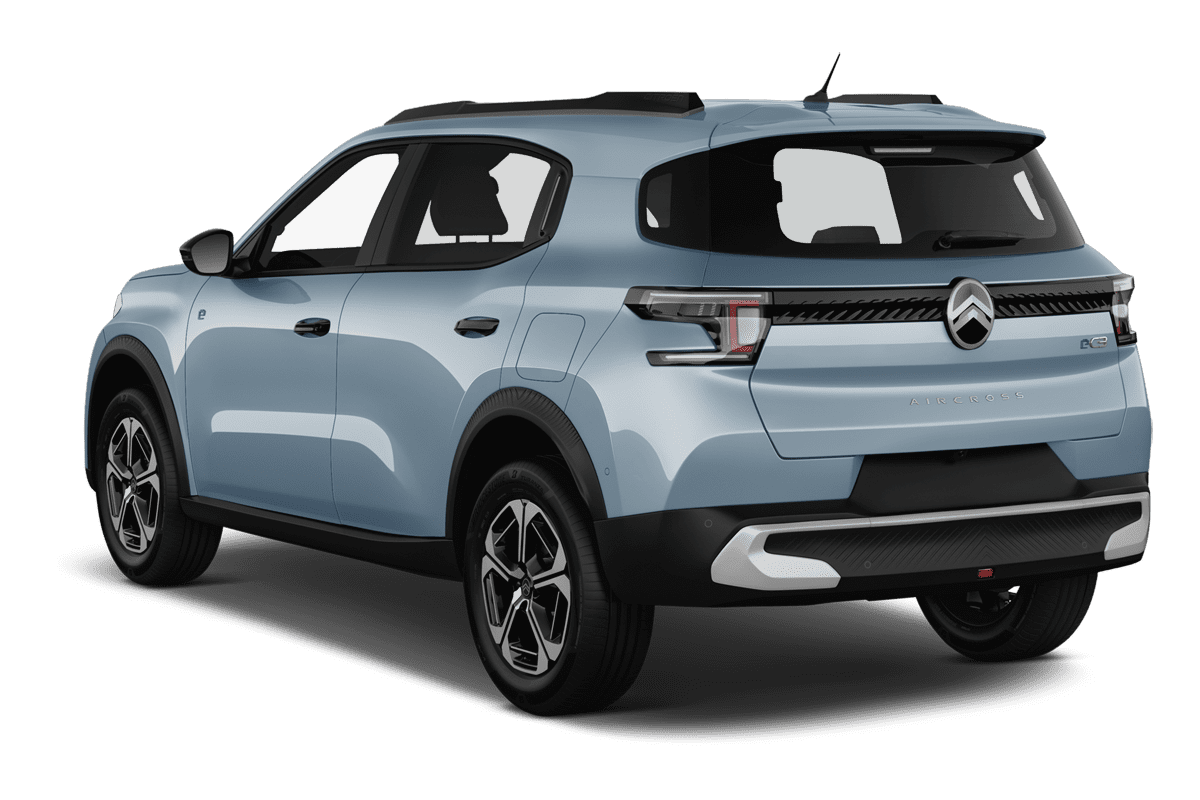 Schräge Heckansicht eines Citroen e-C3 Aircross , freigestellt