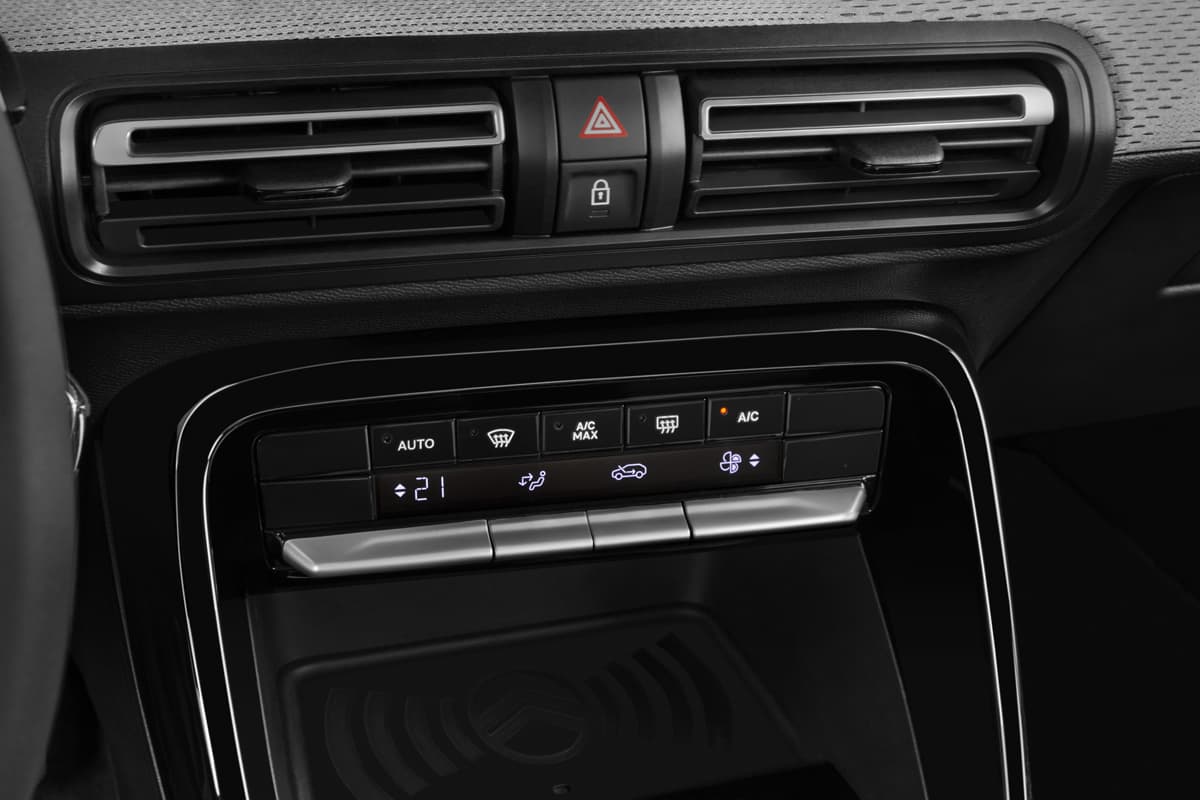 Klimasteuerung eines Citroen e-C3 Aircross 