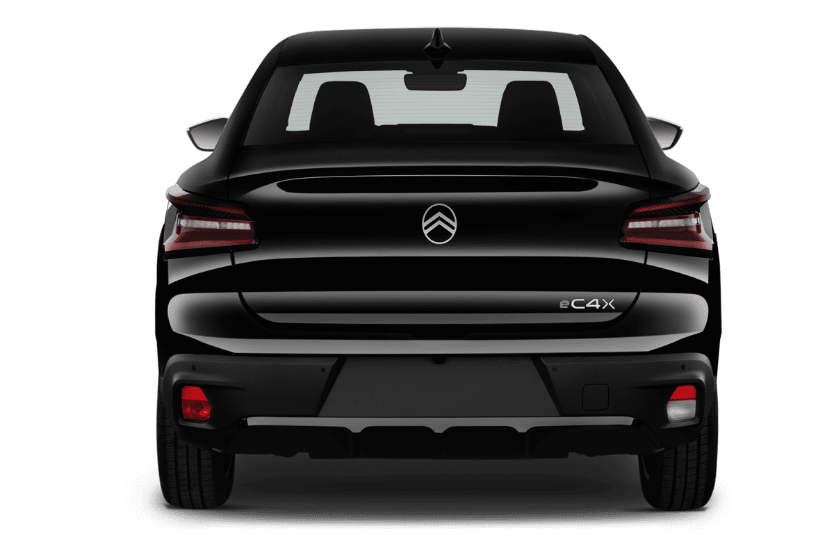 Heckansicht eines Citroen e-C4 X