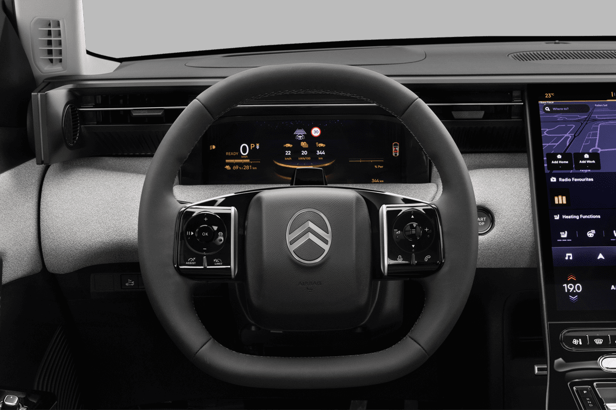 Lenkrad eines Citroen e-C5 Aircross (neues Modell)