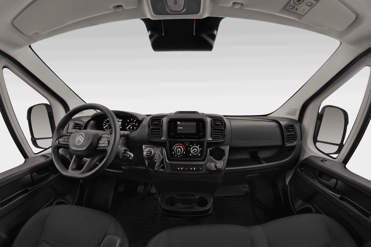 Armaturenbrett eines Citroen Jumper Kastenwagen