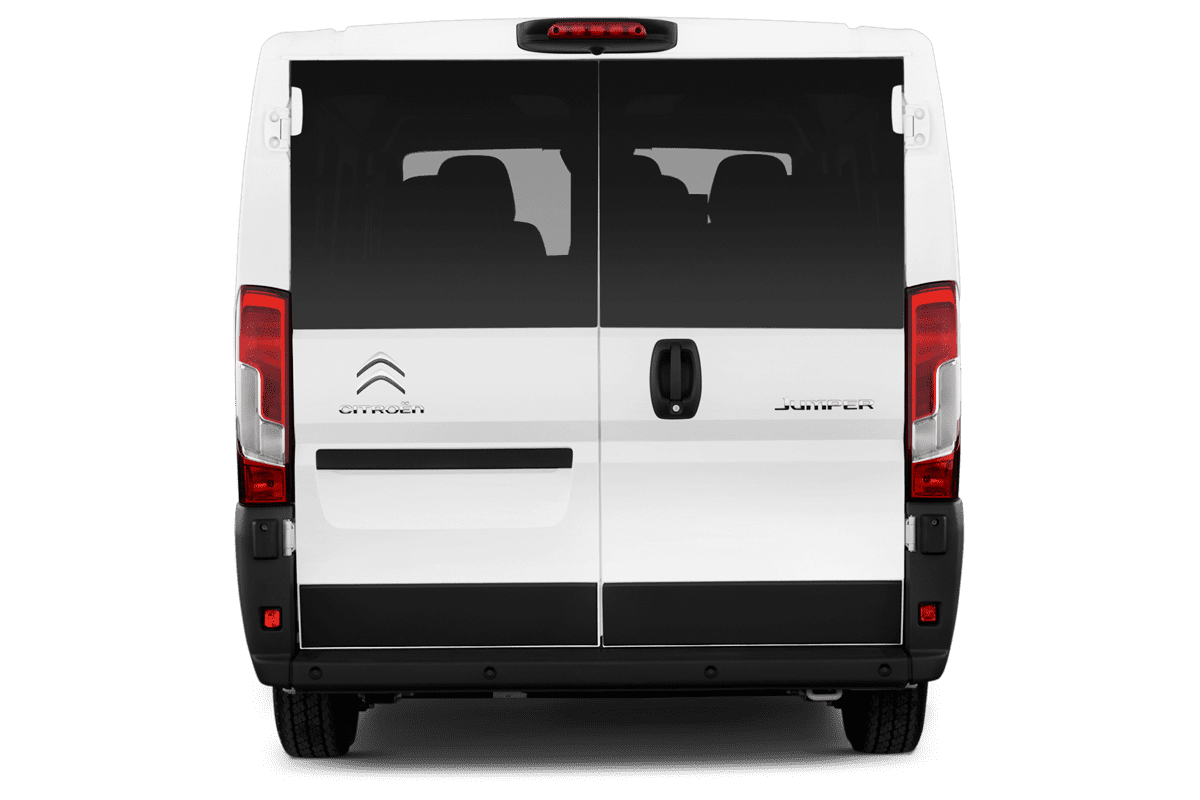 Heckansicht eines Citroen Jumper Kombi
