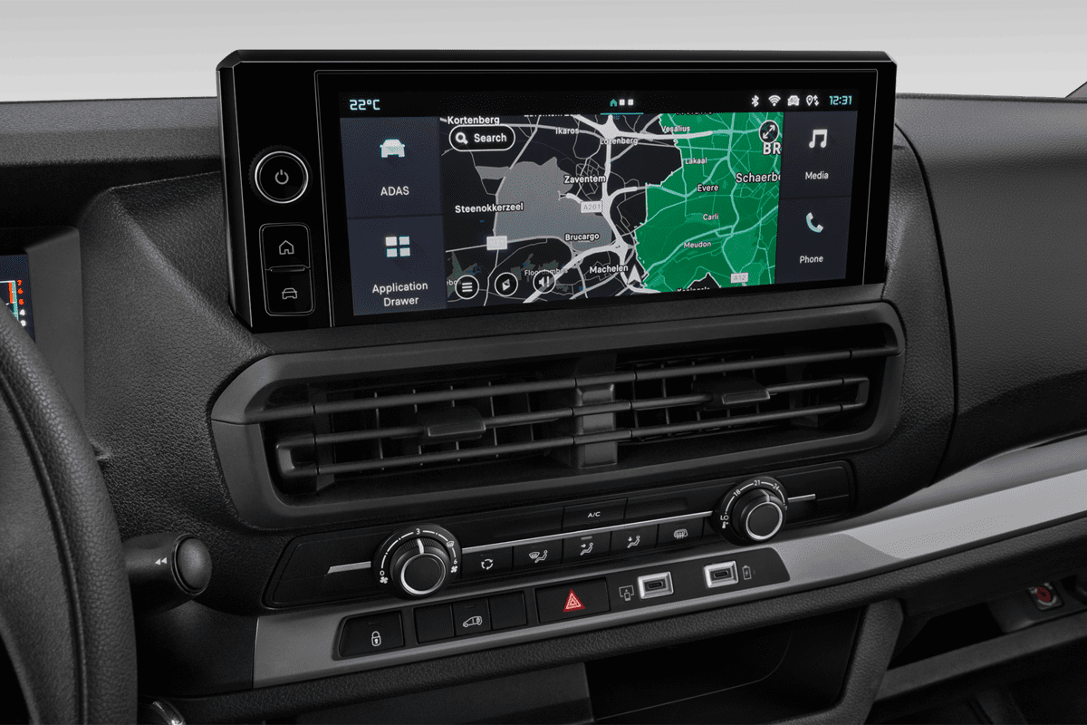 Mittelkonsole eines Citroen Jumpy Kastenwagen