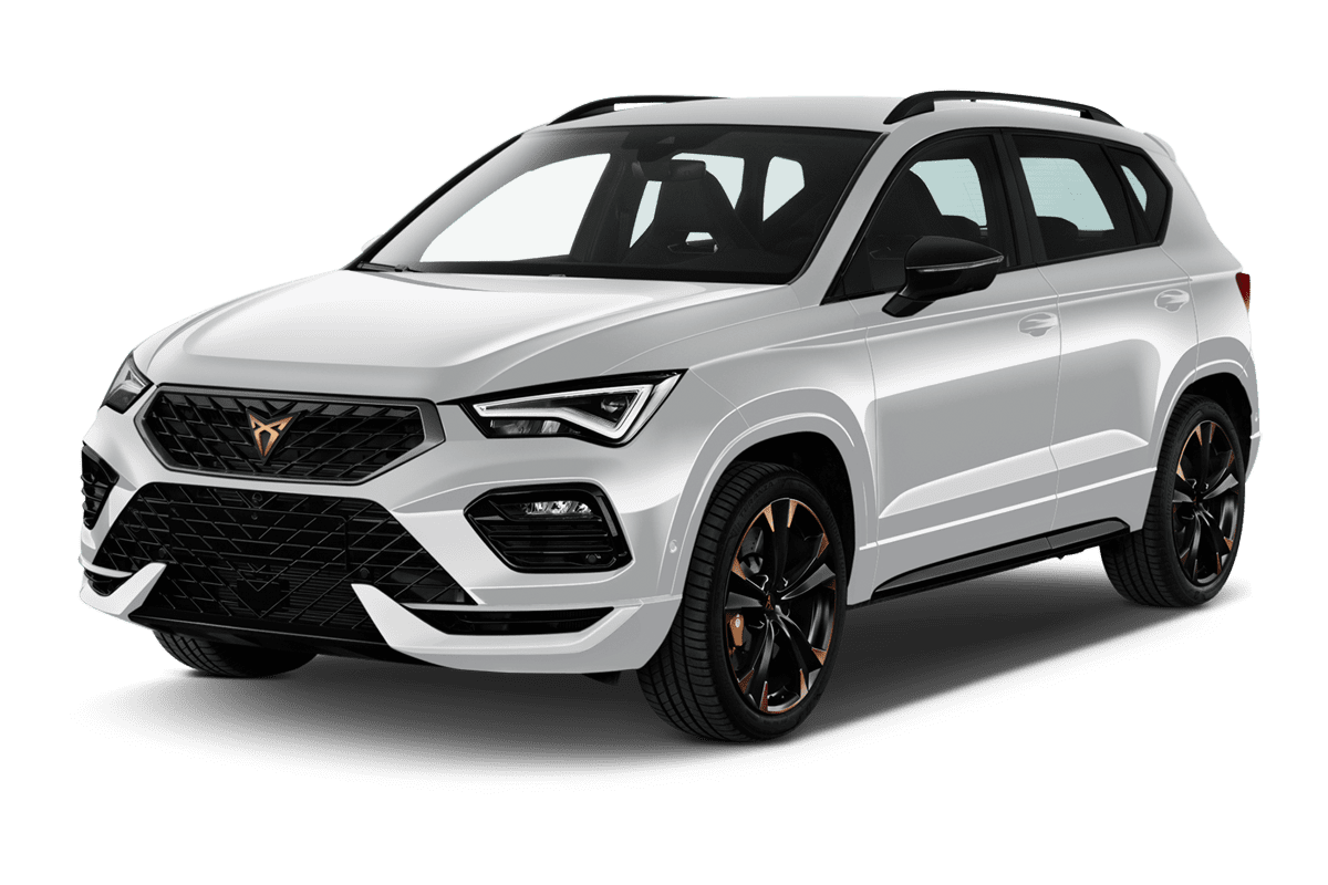 Schräge Frontansicht eines CUPRA Ateca, freigestellt