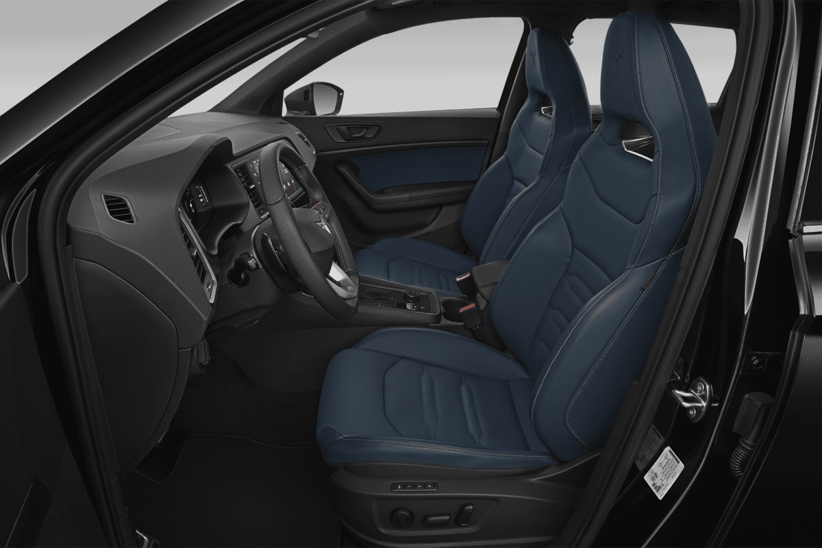 Vordersitze eines Cupra Ateca VZ