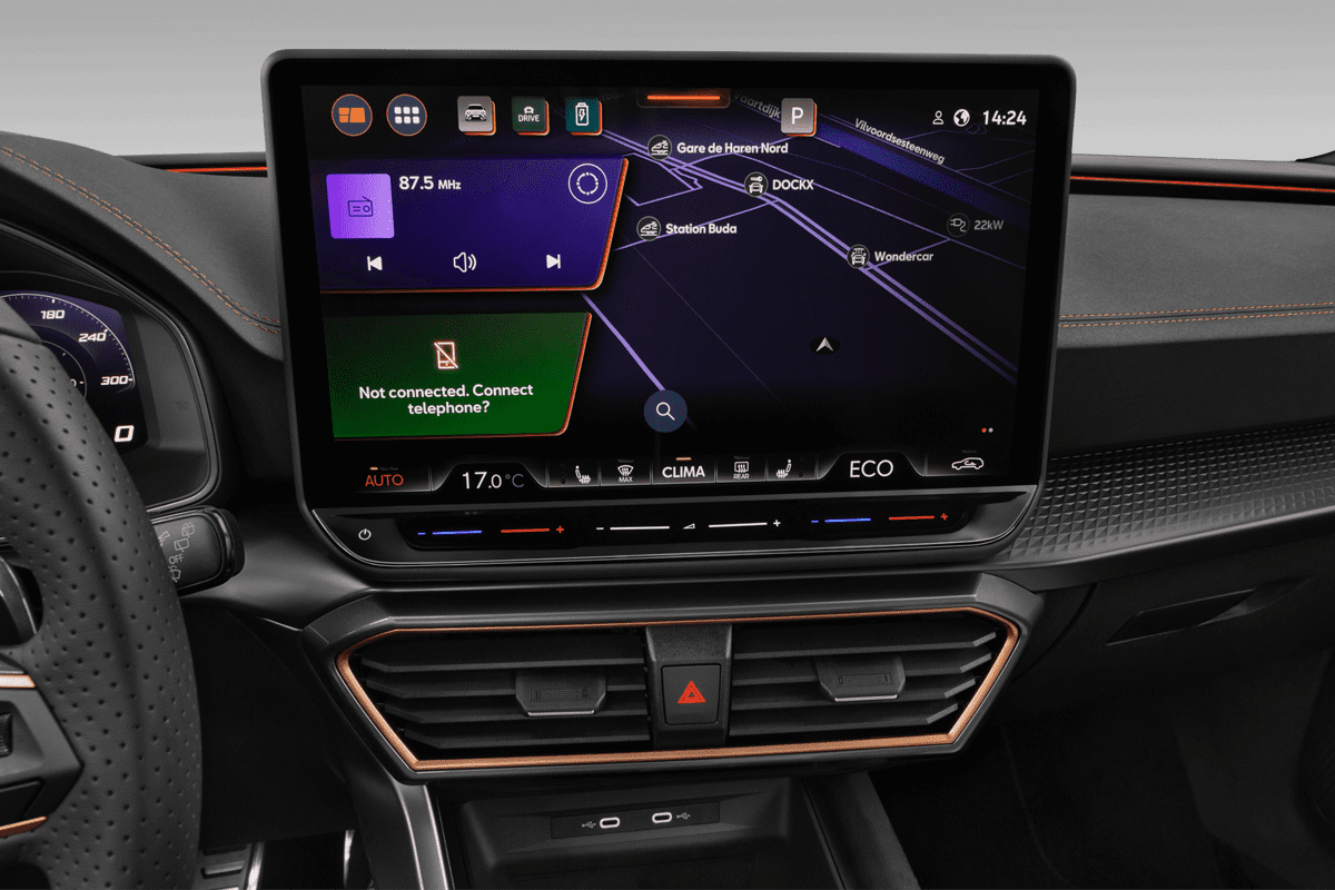 Mittelkonsole eines Cupra Leon Plug-In-Hybrid (KI-generiert)