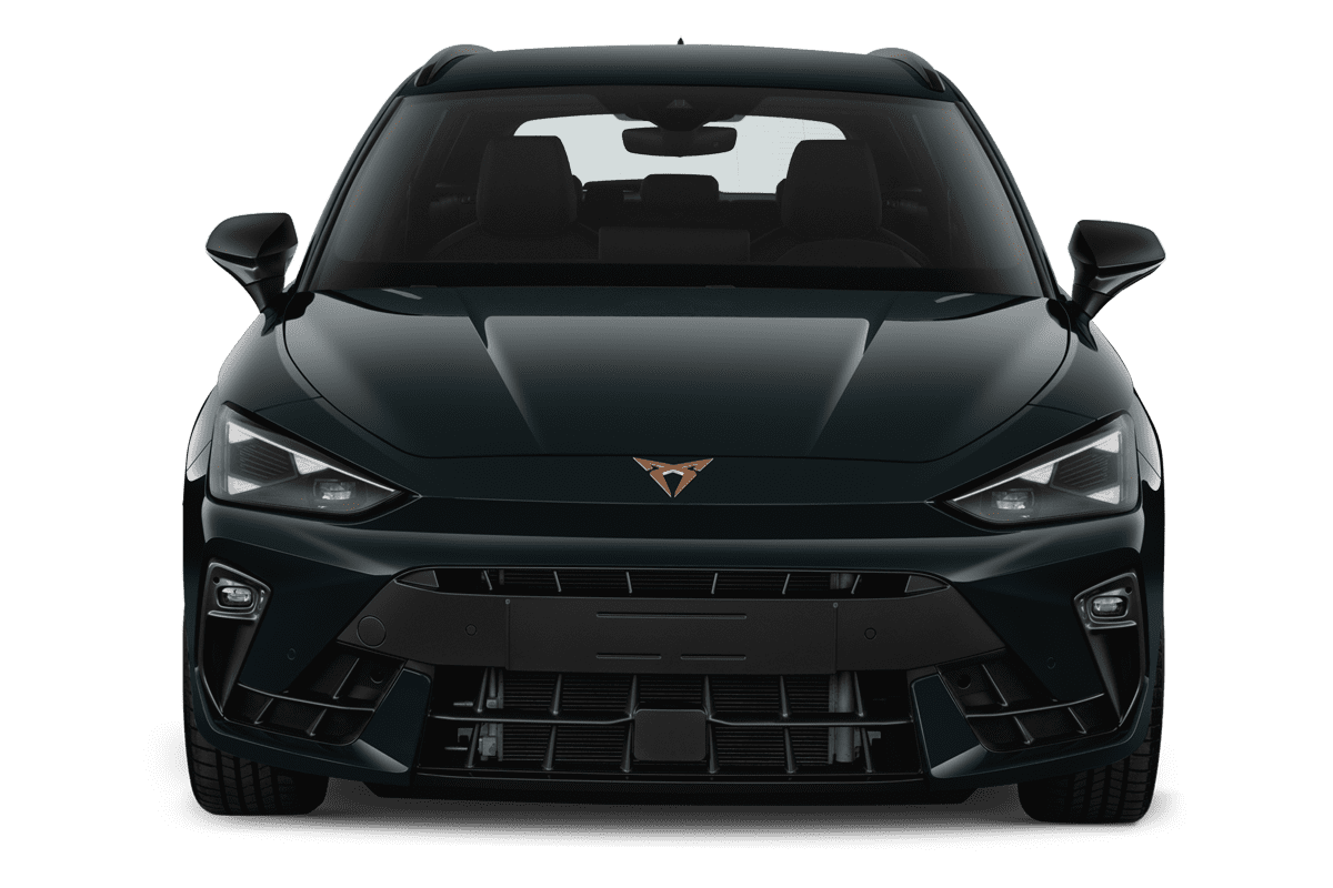 Frontansicht eines Cupra Leon ST Plug-In-Hybrid, freigestellt