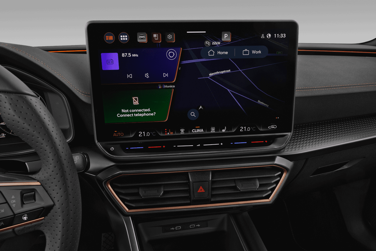Mittelkonsole eines Cupra Leon ST Plug-In-Hybrid