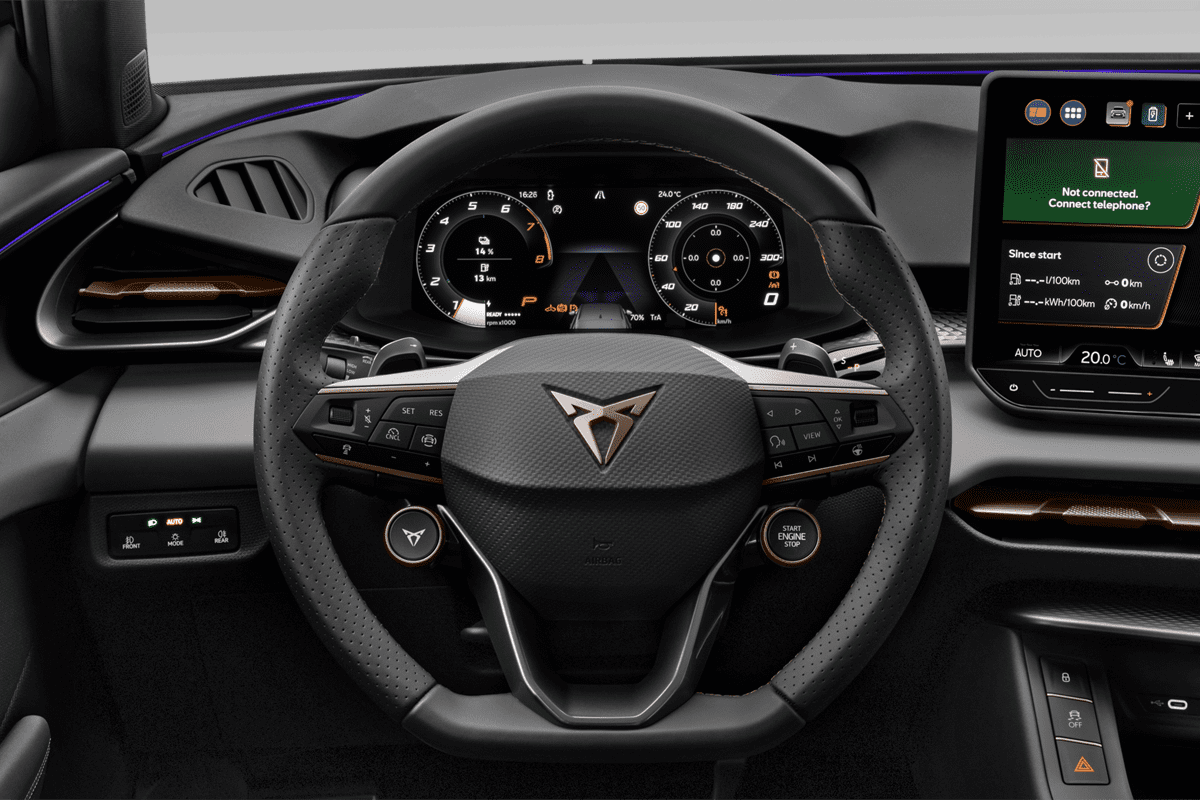 Lenkrad eines Cupra Terramar Plug-in-Hybrid 