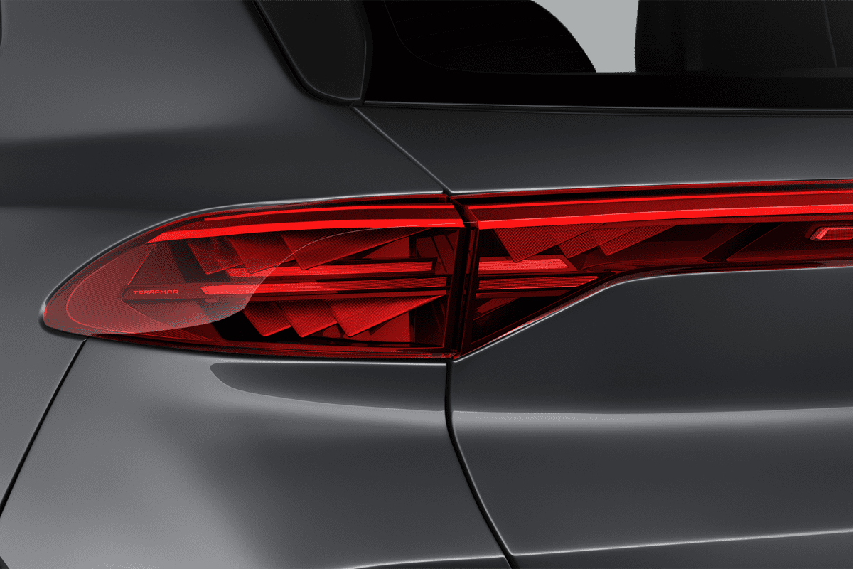 Heckleuchten eines Cupra Terramar Plug-in-Hybrid 