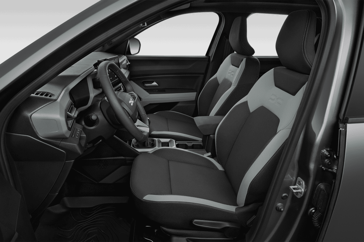 Vordersitze eines Dacia Bigster Hybrid 