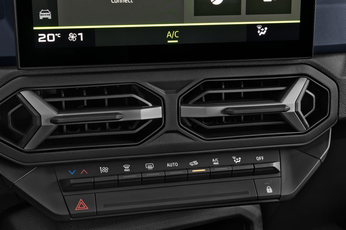 Klimasteuerung eines Dacia Duster 