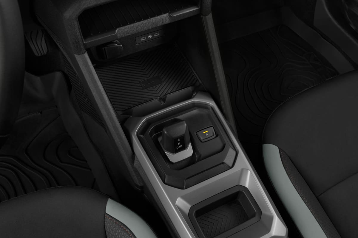 Schaltknüppel eines Dacia Duster Hybrid 