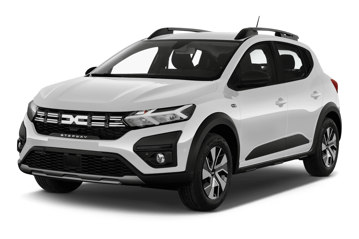 Schräge Frontansicht eines Dacia Sandero, freigestellt