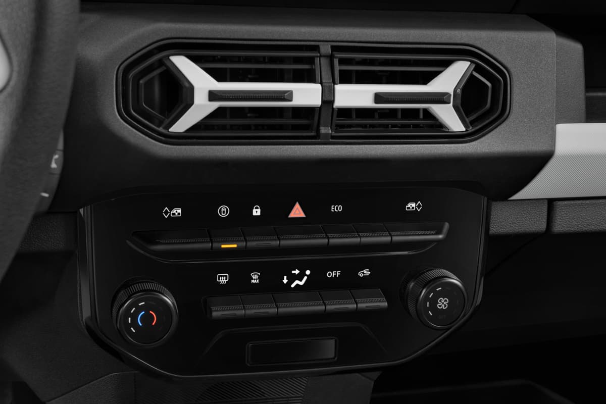 Klimasteuerung eines Dacia Spring