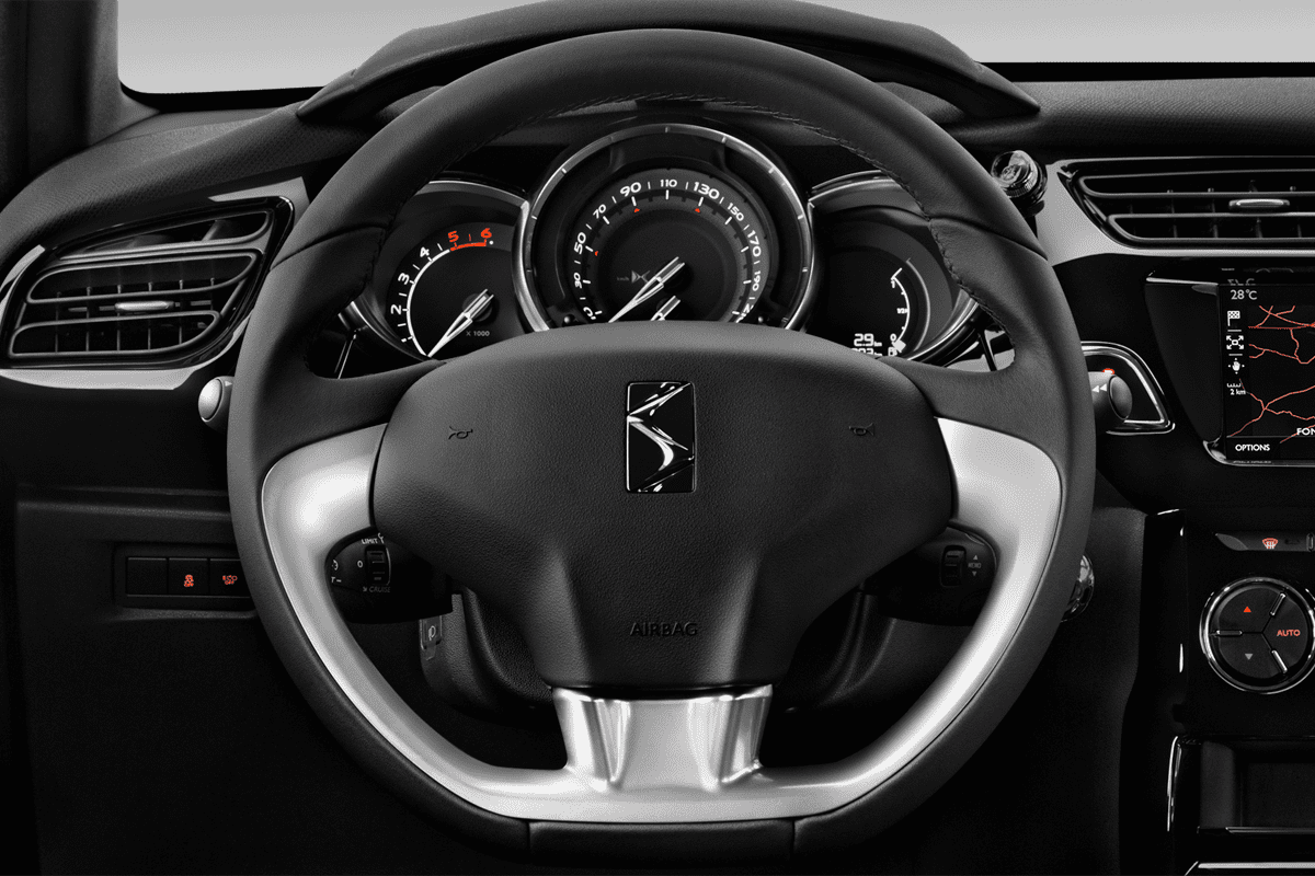 Lenkrad eines DS 3 Cabrio