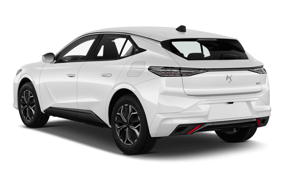 Schräge Heckansicht eines DS 4, freigestellt