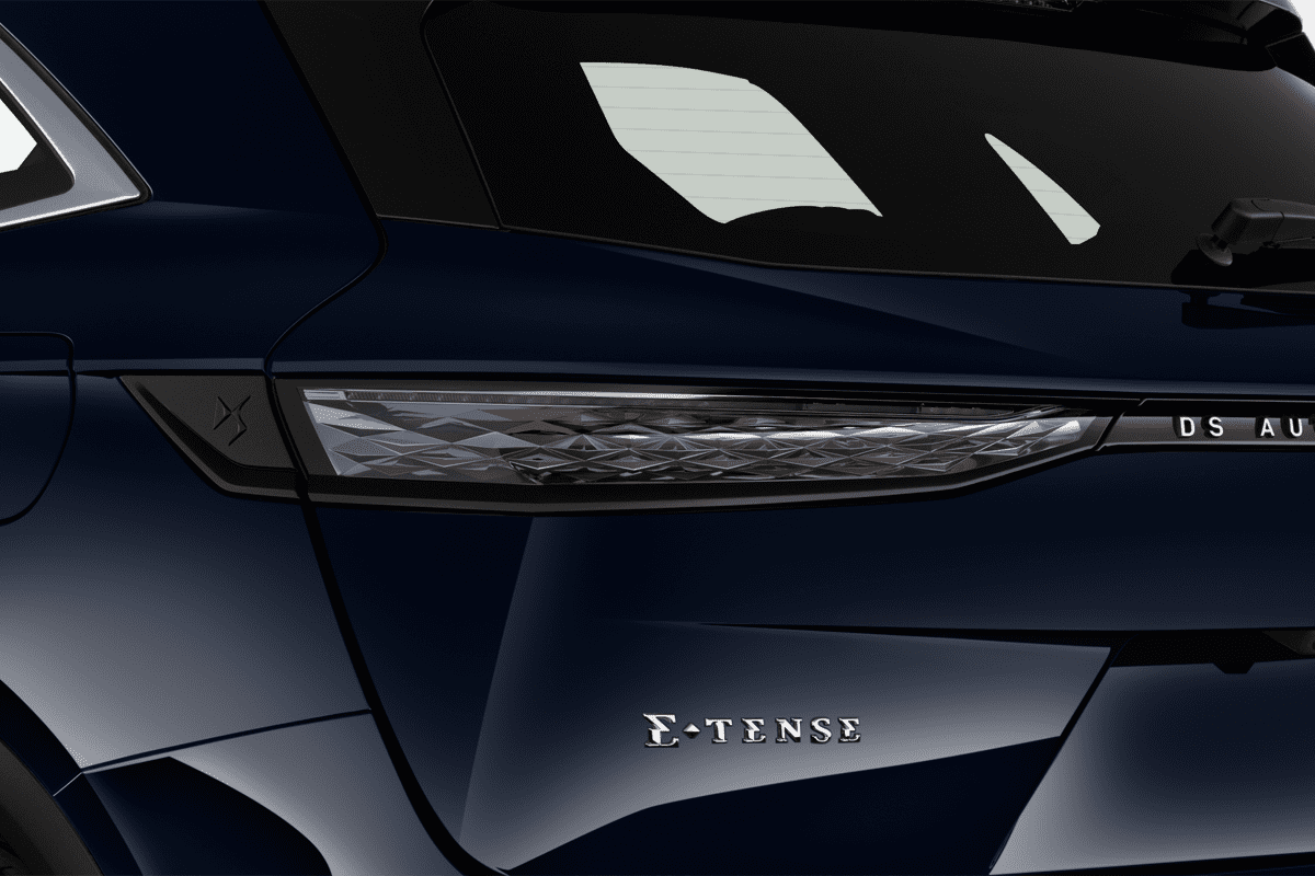 Heckleuchten eines DS 7 E-Tense 