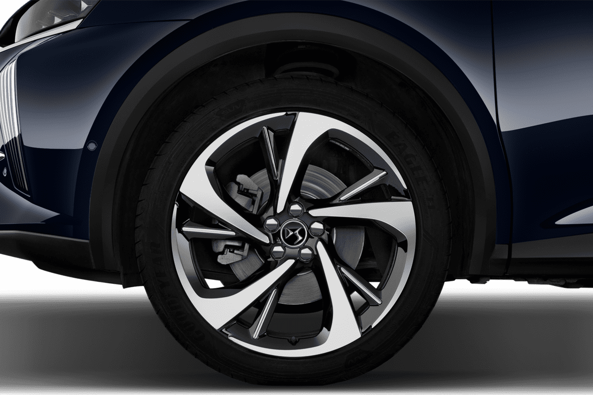 Radkappe oder Felge eines DS 7 E-Tense 