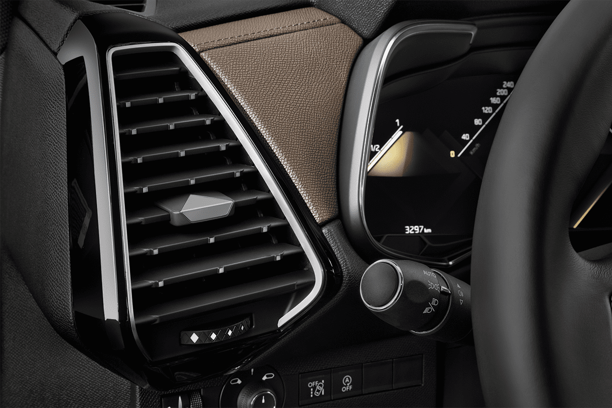 DS 7 E-Tense La Première undefined