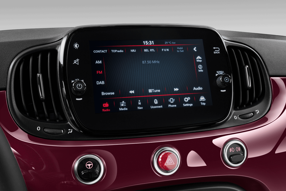 Audiosystem eines Fiat 500 Dolcevita