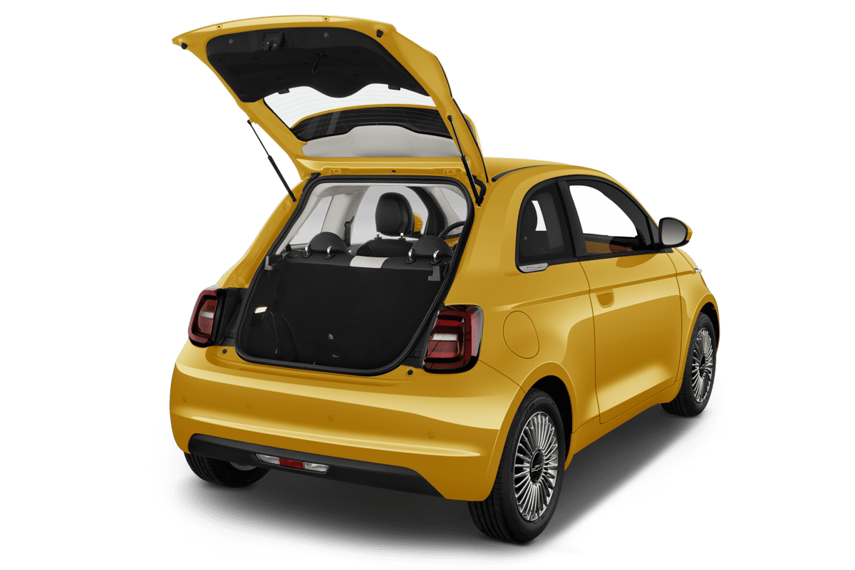 Kofferraum eines Fiat 500 Hybrid