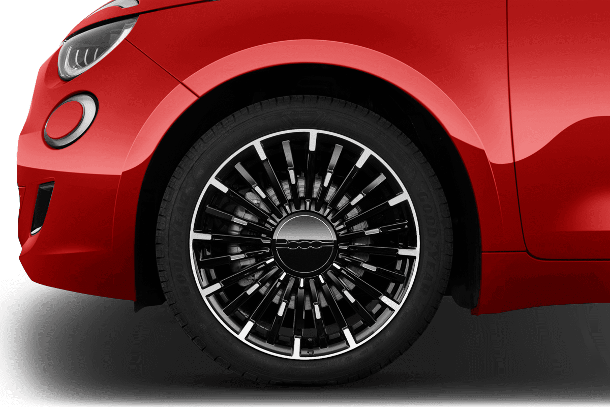 Radkappe oder Felge eines Fiat 500C