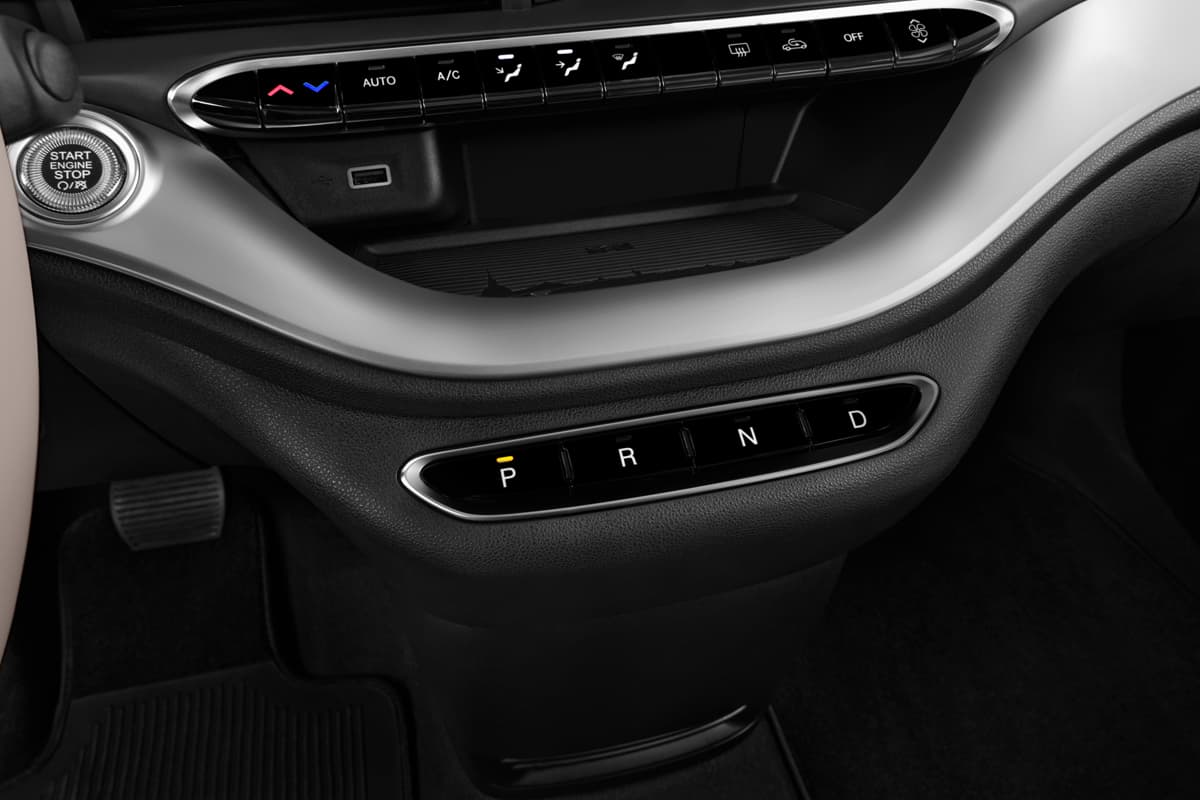 Schaltknüppel eines Fiat 500e