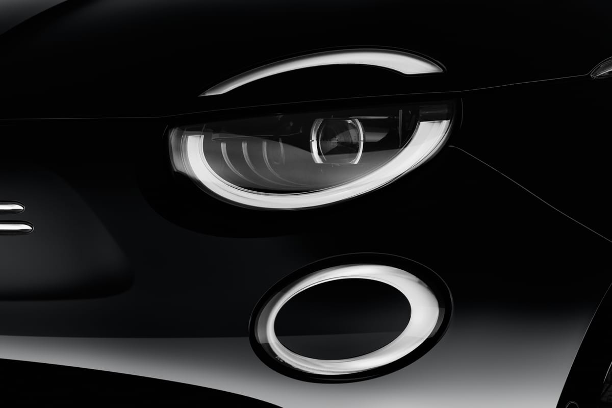 Frontscheinwerfer eines Fiat 500e