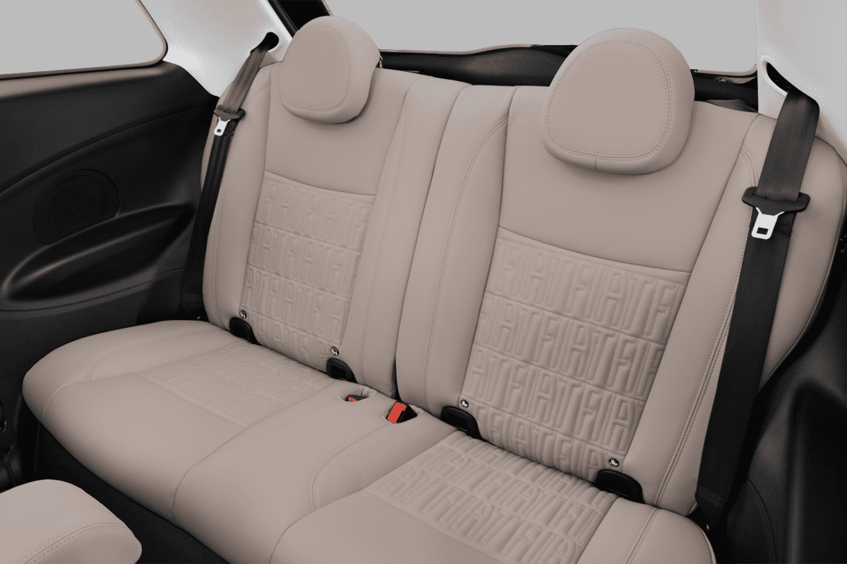 Rücksitzbank eines Fiat 500e