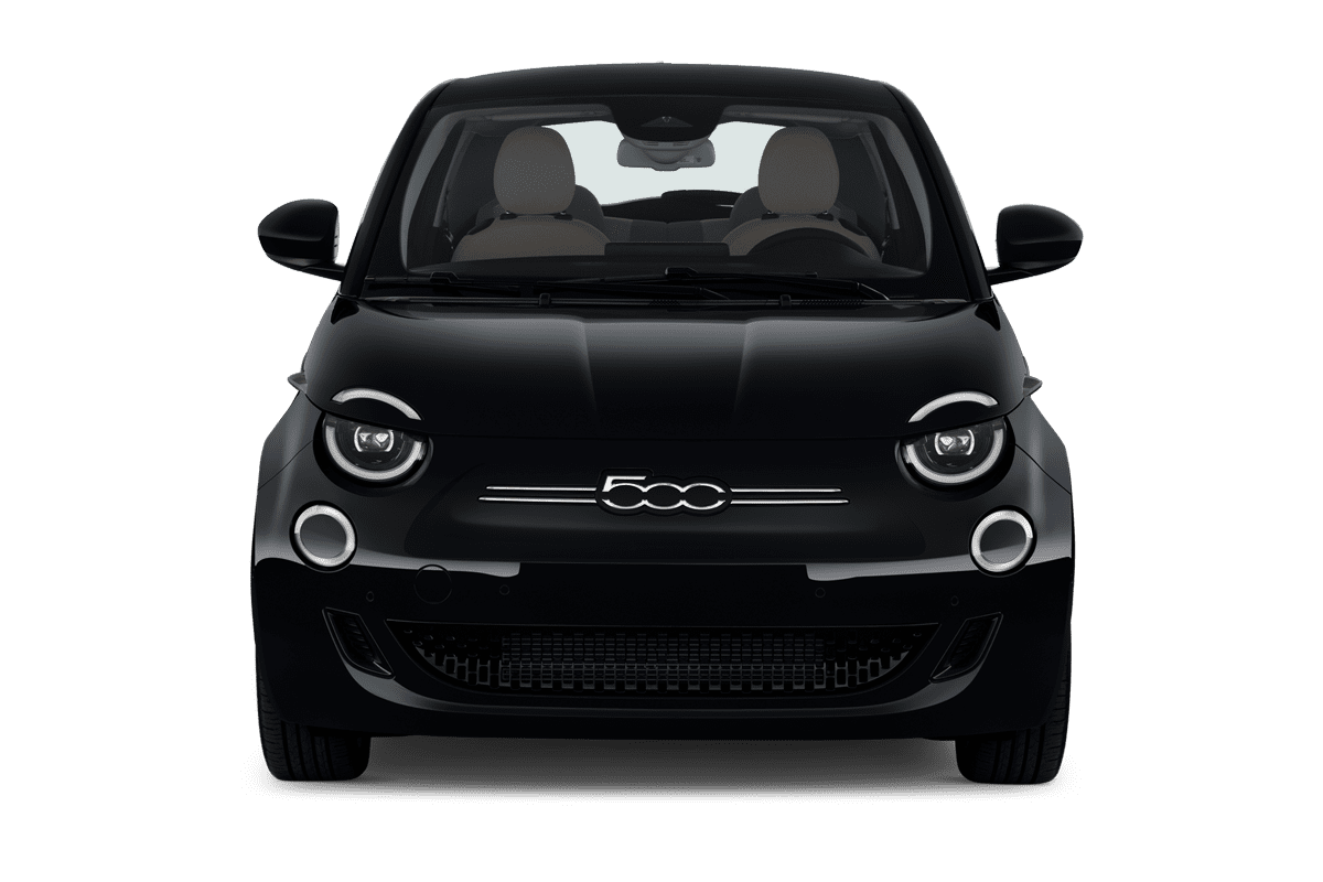 Frontansicht eines Fiat 500e 3+1, freigestellt