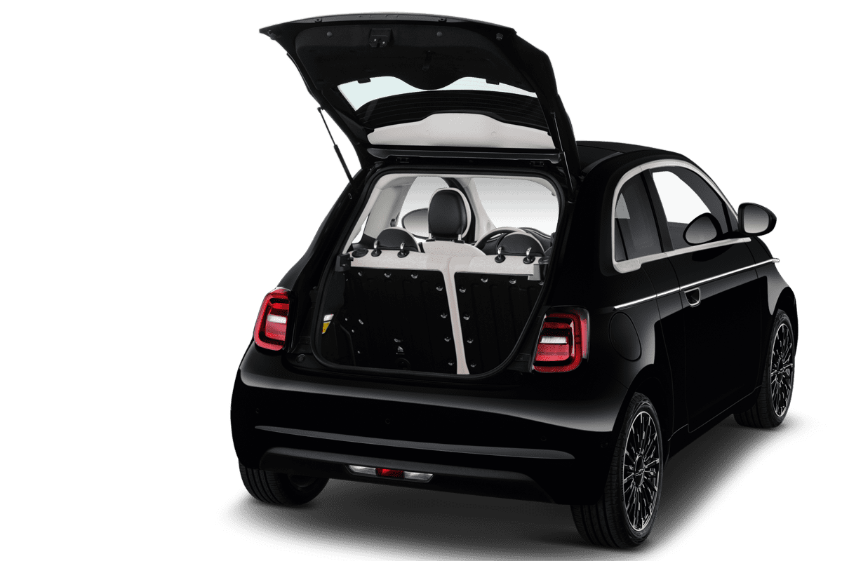 Kofferraum eines Fiat 500e 3+1