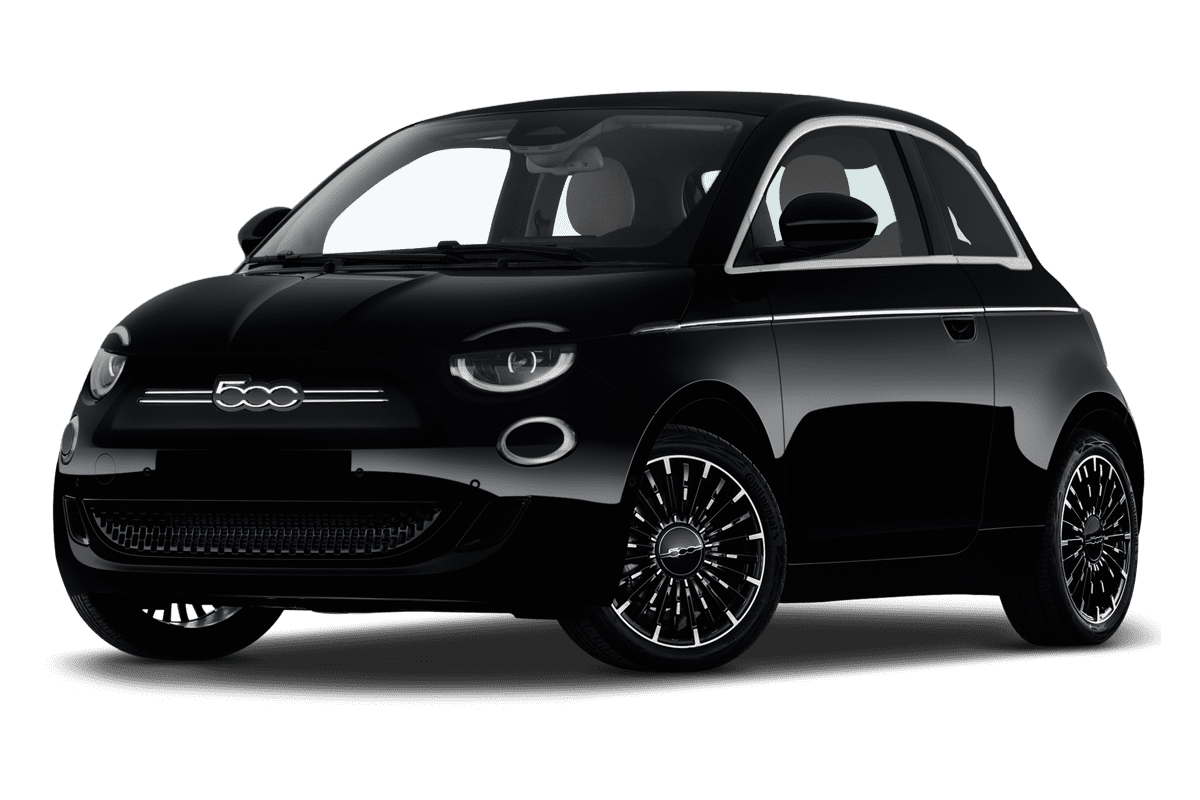 Tiefe, schräge Heckansicht eines Fiat 500e 3+1, freigestellt (KI-generiert)