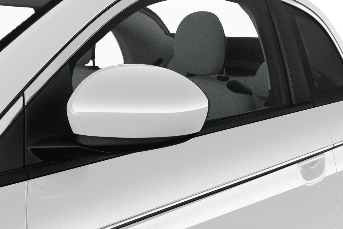 Rückspiegel eines Fiat 500e Cabrio (KI-generiert)
