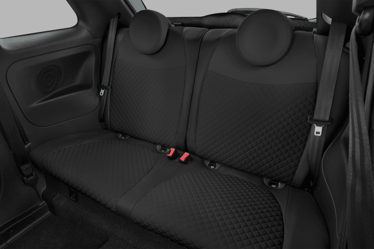 Rücksitzbank eines Fiat 500 Hybrid (neues Modell)