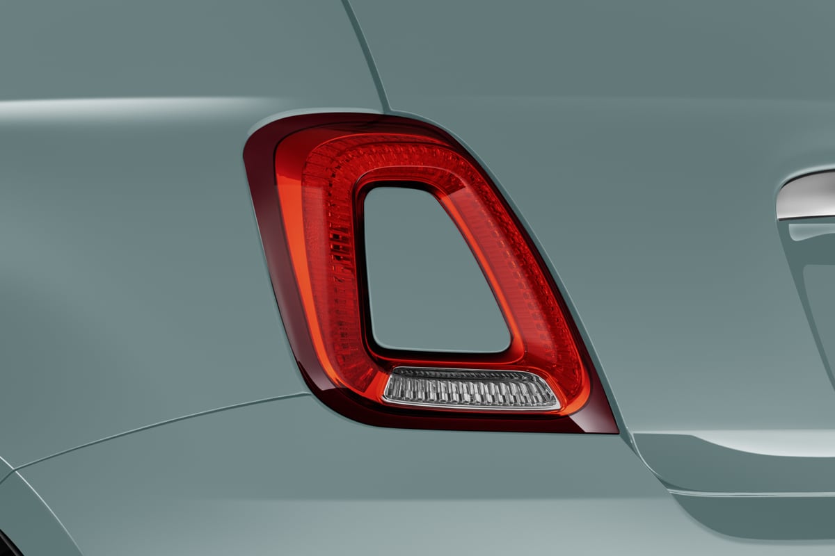 Heckleuchten eines Fiat 500 Hybrid (neues Modell)