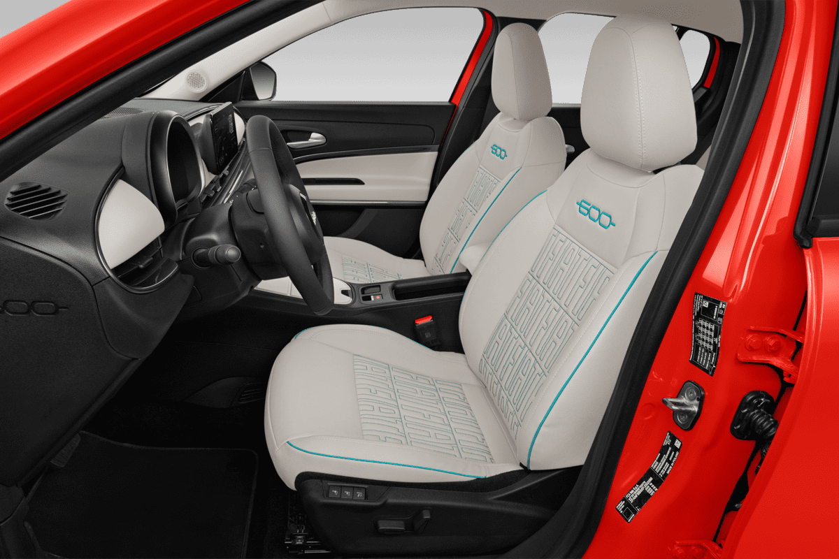 Vordersitze eines Fiat 600