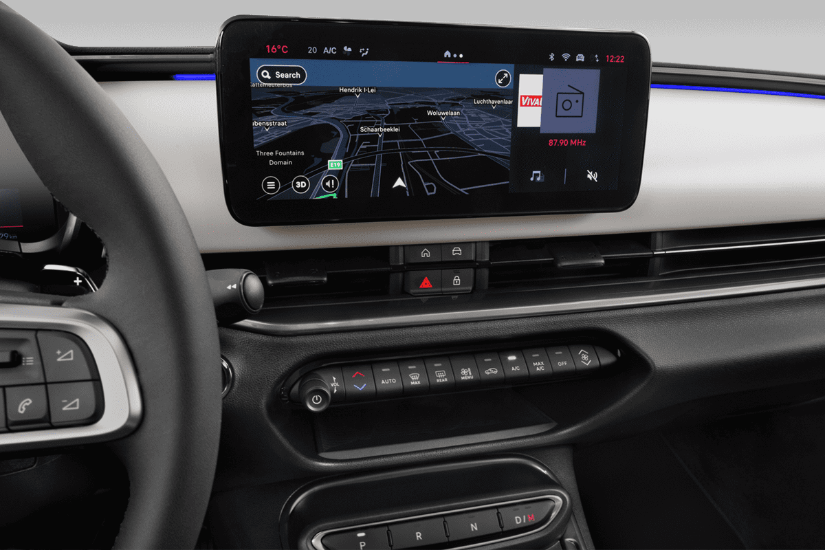 Mittelkonsole eines Fiat 600