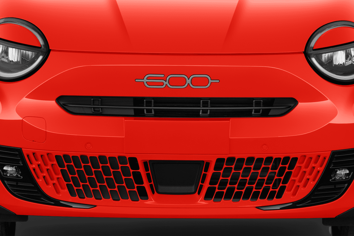 Kühlergrill eines Fiat 600e 