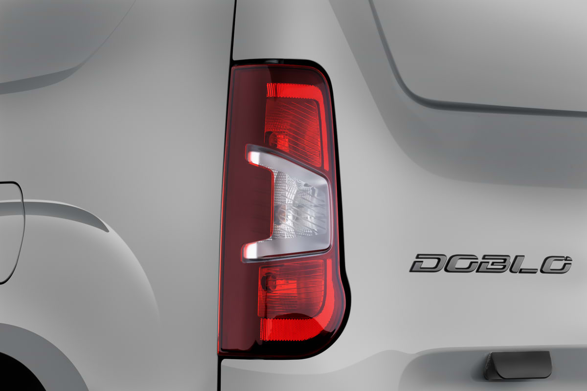 Heckleuchten eines Fiat Doblo