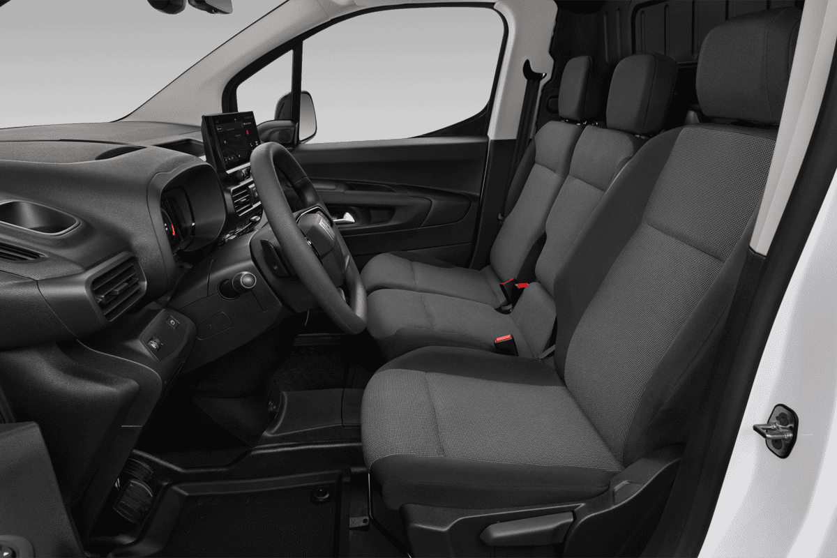 Vordersitze eines Fiat Doblo Kombi