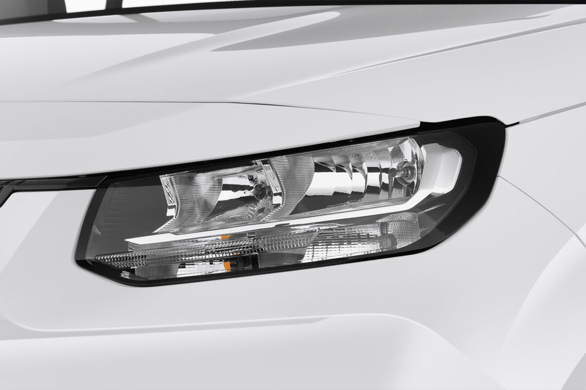 Frontscheinwerfer eines Fiat Doblo Kombi