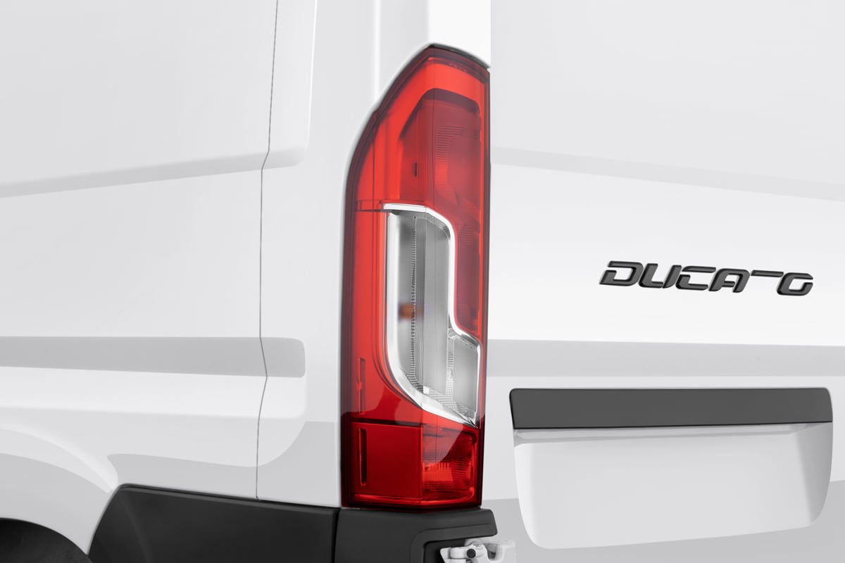 Heckleuchten eines Fiat Ducato Kastenwagen