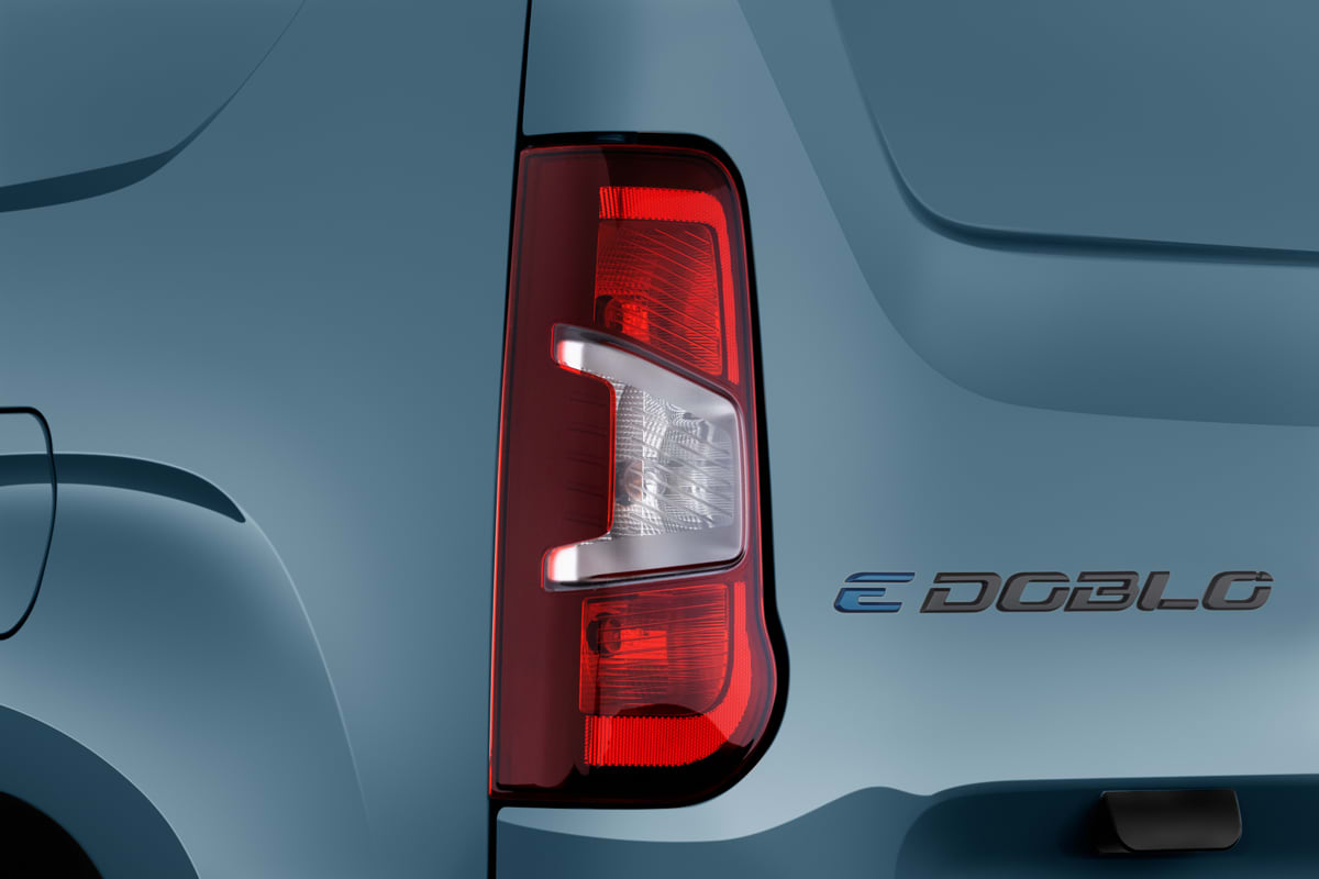 Heckleuchten eines Fiat E-Doblo