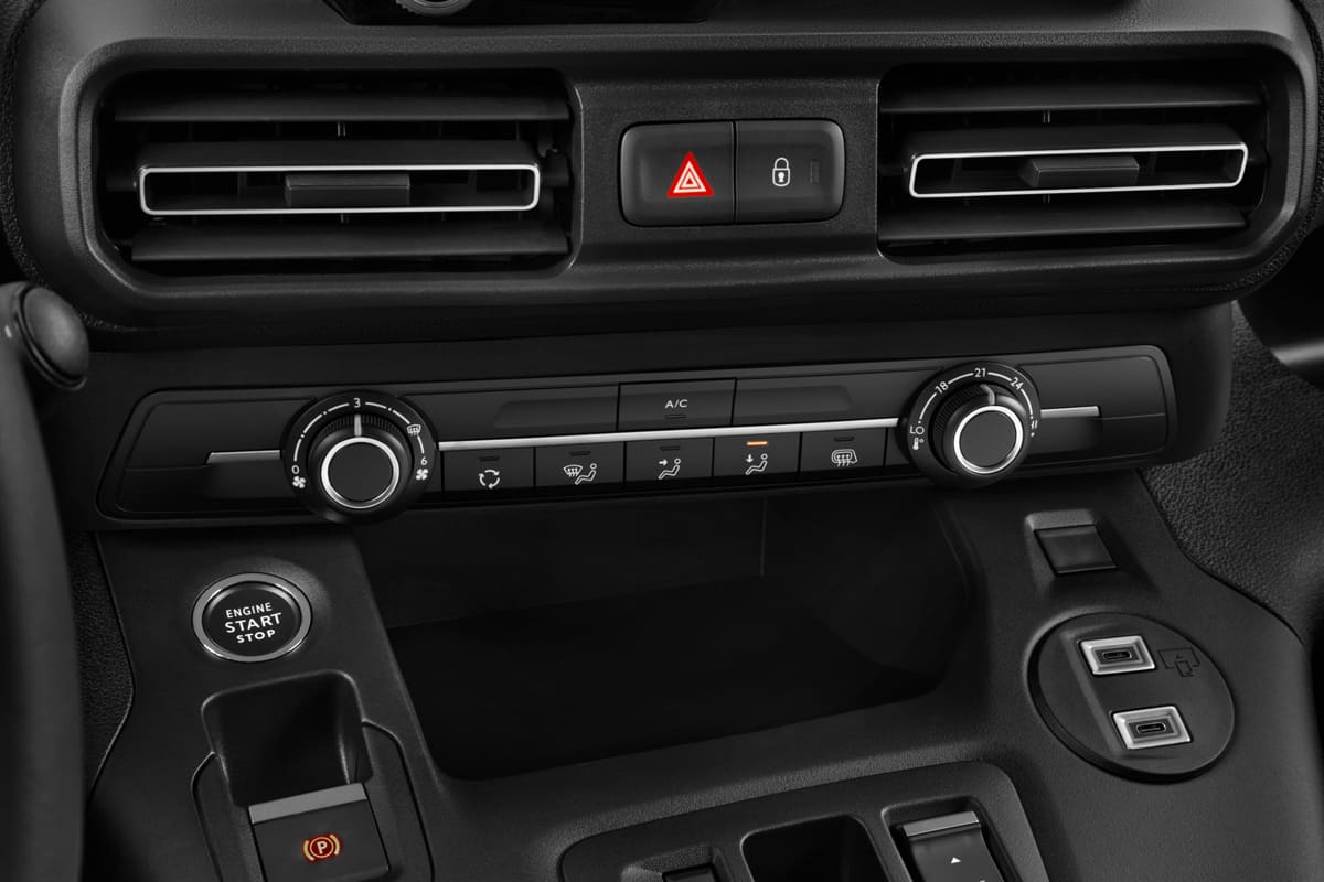 Klimasteuerung eines Fiat E-Doblo