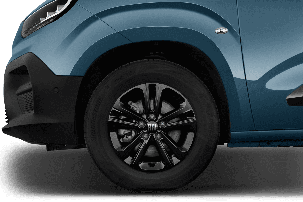 Radkappe oder Felge eines Fiat E-Doblo