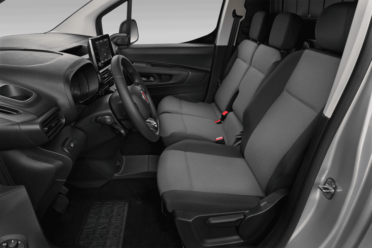 Vordersitze eines Fiat E-Doblo