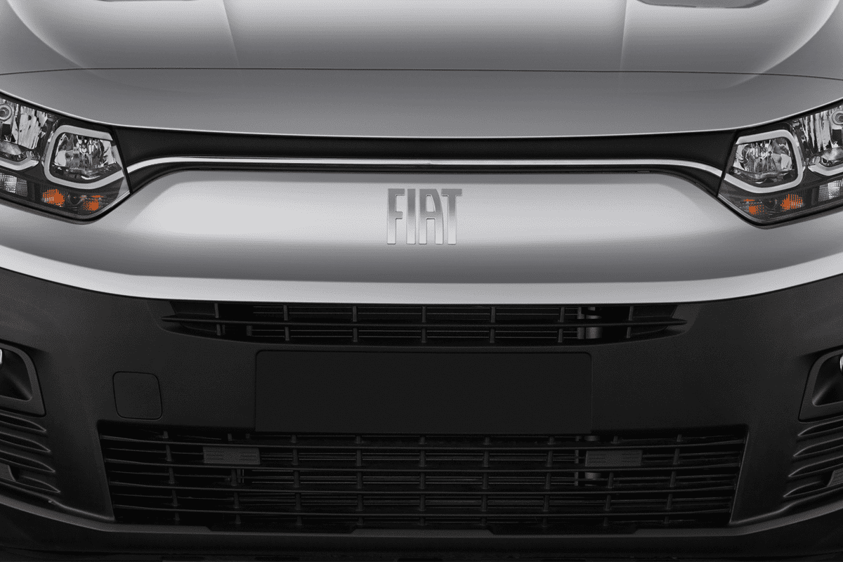 Kühlergrill eines Fiat E-Doblo