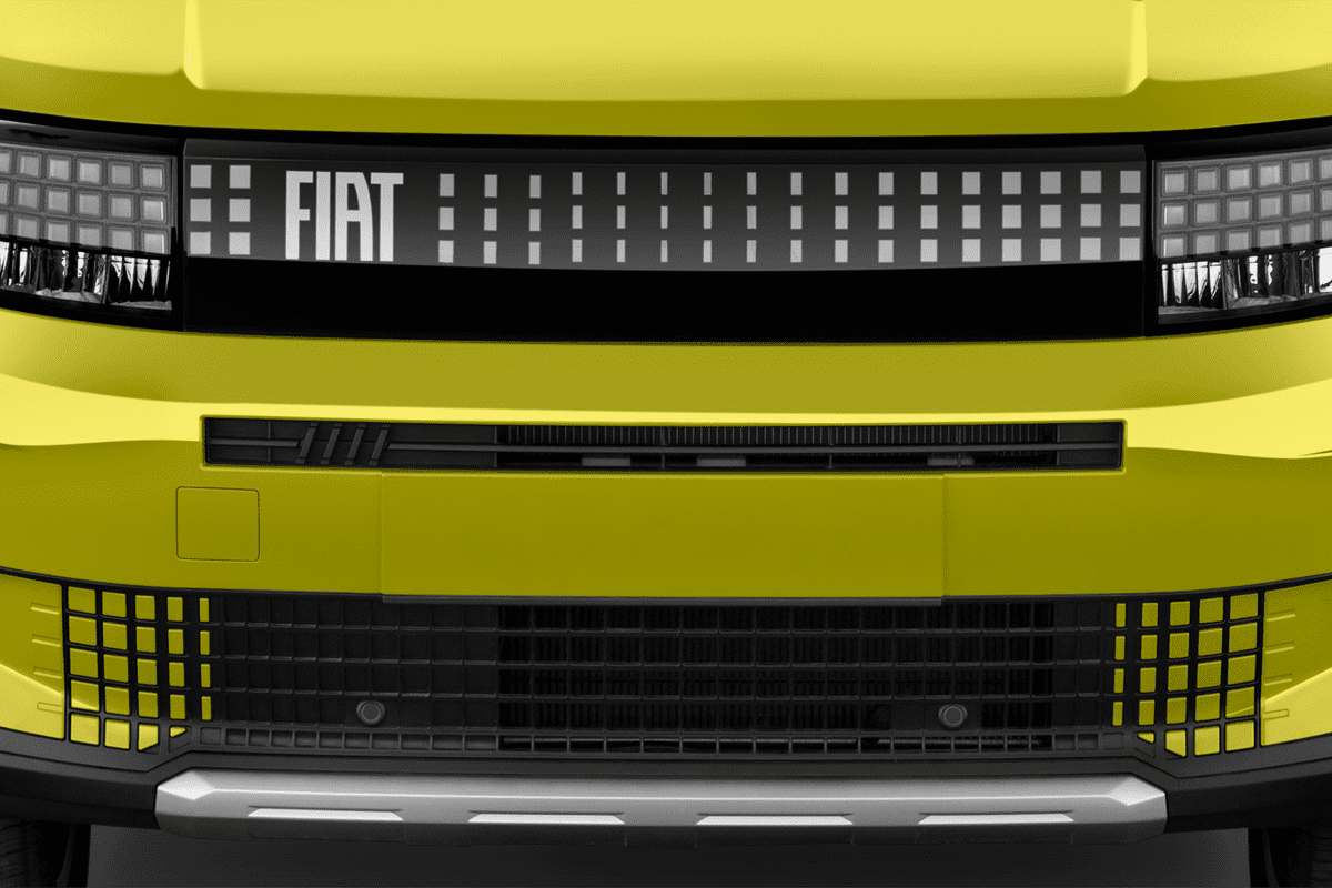 Kühlergrill eines Fiat Grande Panda