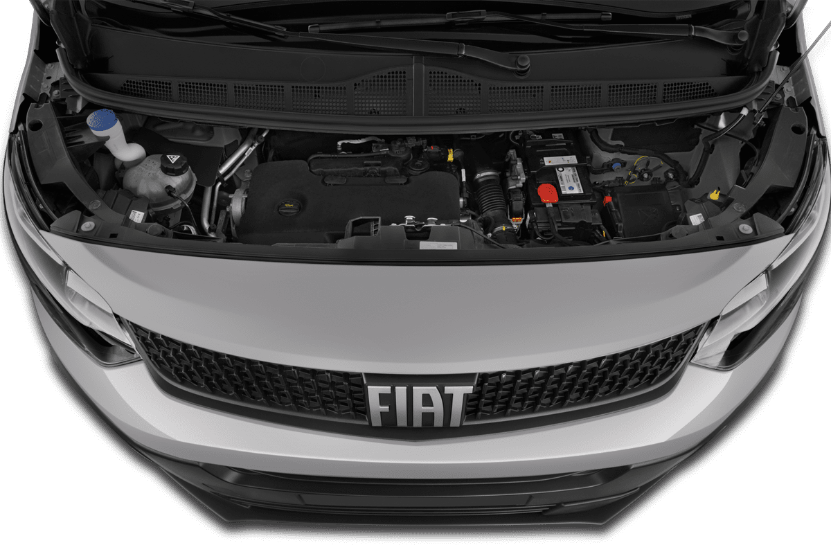 Motorraum eines Fiat Scudo Easy Pro